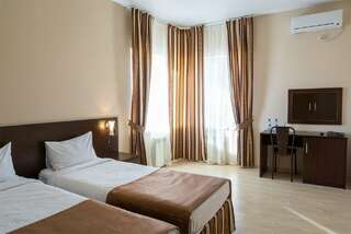 Гостиница Виктория Ставрополь Стандарт с двумя раздельными кроватями, с мини-ванной-2