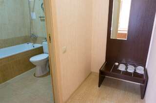 Гостиница Виктория Ставрополь Стандарт с 3 раздельными кроватями-4