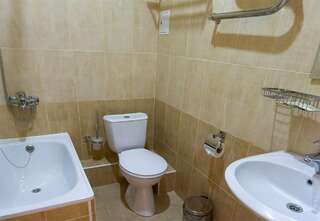 Гостиница Виктория Ставрополь Стандарт с двумя раздельными кроватями, с мини-ванной-3